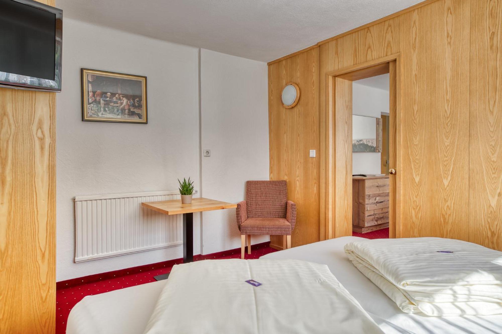 Hotel Jaegerhof Oetz Cameră foto