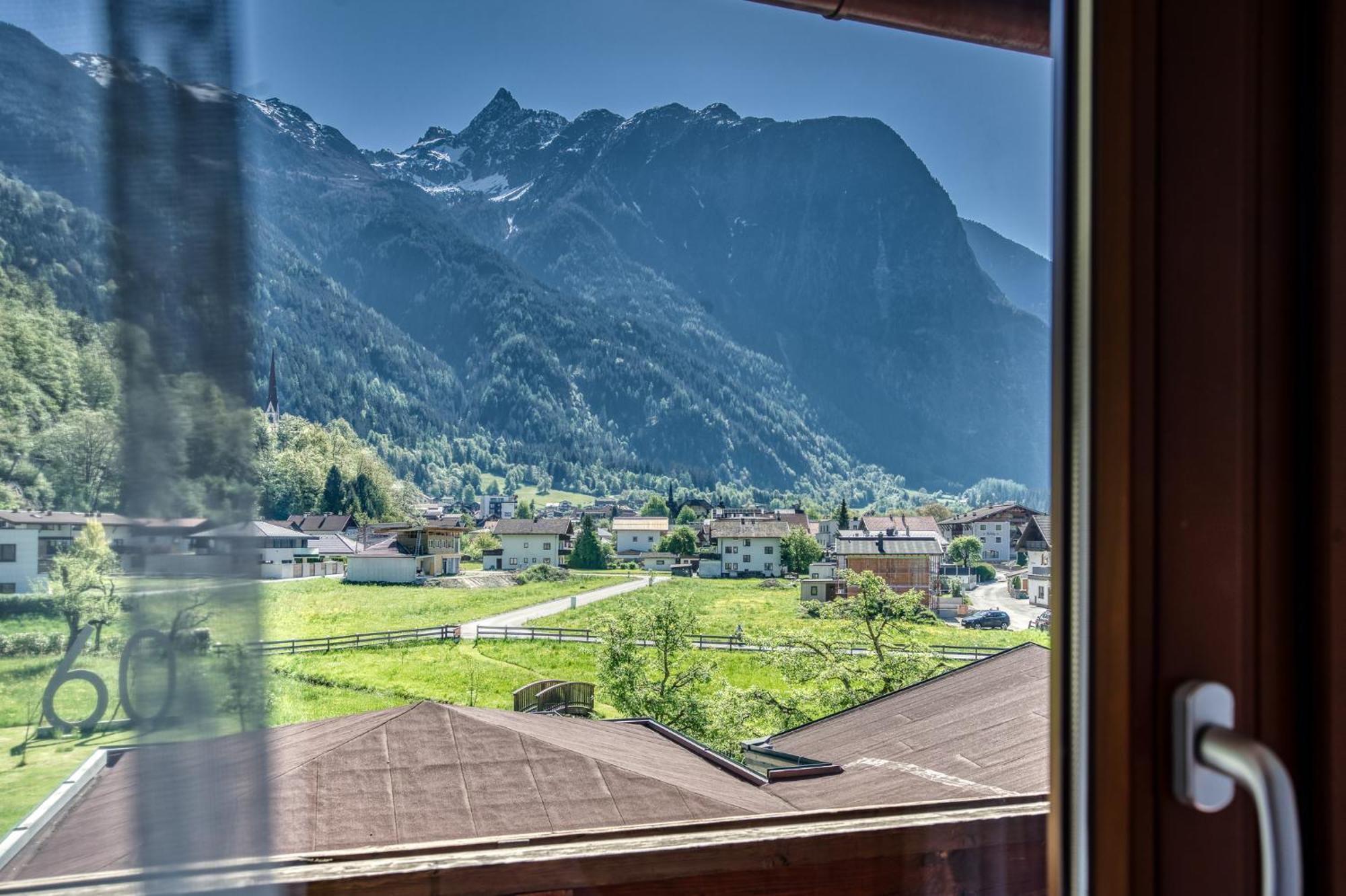 Hotel Jaegerhof Oetz Cameră foto